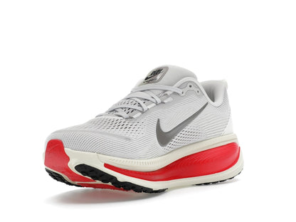 Nike Vomero 18 Platinum Tint Siren Red Light Smoke Grey Metallic Pewter