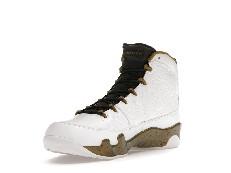 Jordan 9 Retro Statue
