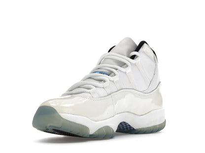 Jordan 11 OG Columbia (1996)