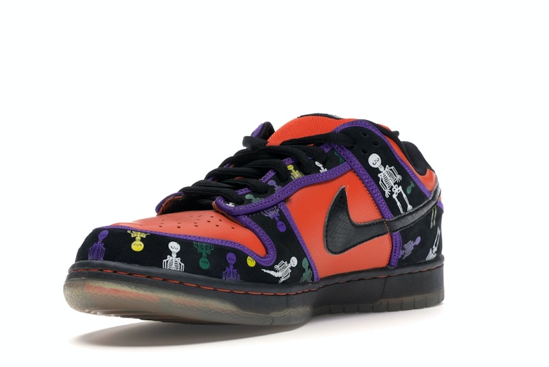 Nike SB Dunk Low Day of the Dead