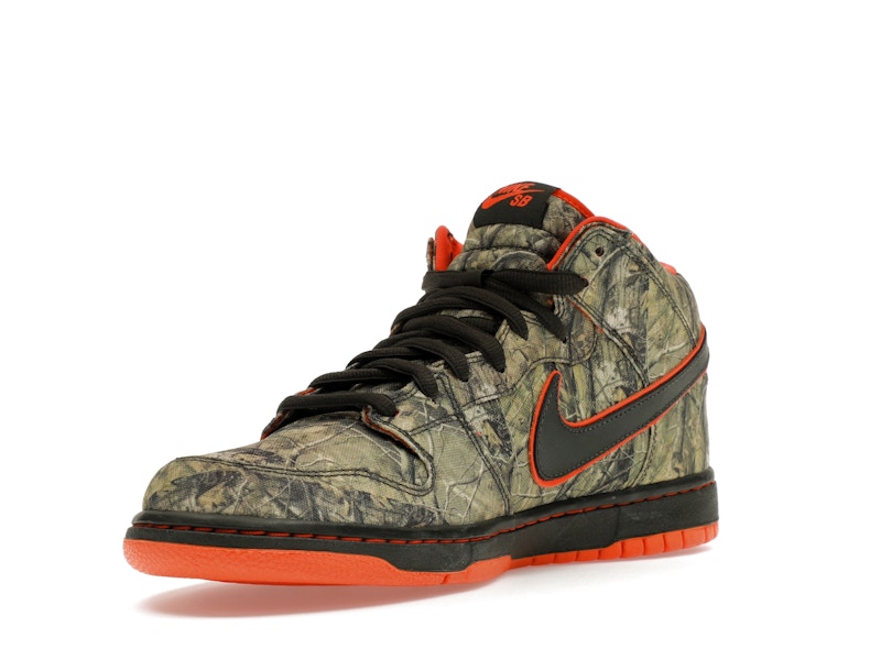 Nike SB Dunk Mid Real Tree Camo