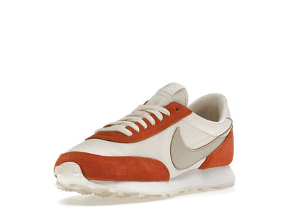 Nike Daybreak Pale Ivory Desert Sand (Women's)