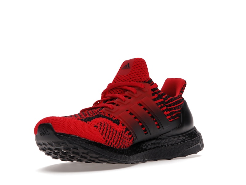 adidas Ultra Boost 5.0 DNA Scarlet Black Gradient