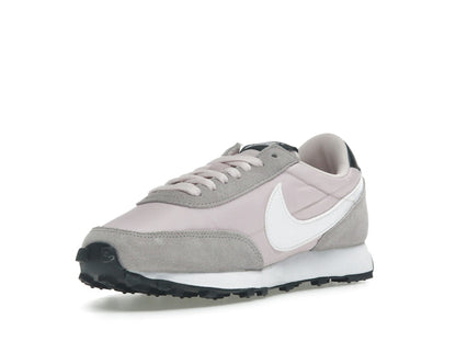 Nike Daybreak Barely Rose (Women's)