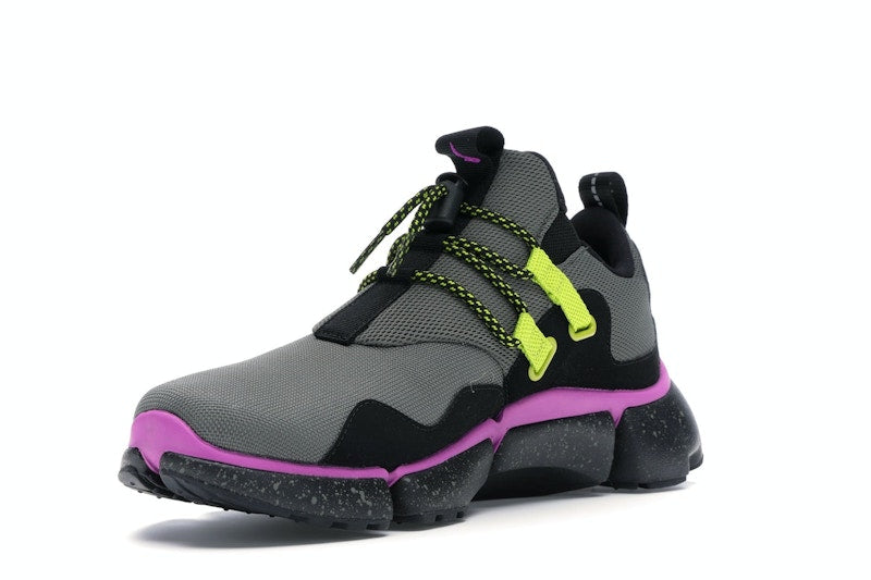 Nike Pocketknife River Rock