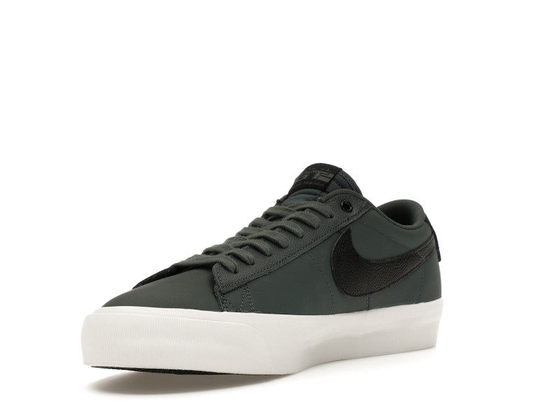 Nike SB Zoom Blazer Low Pro GT Vintage Green