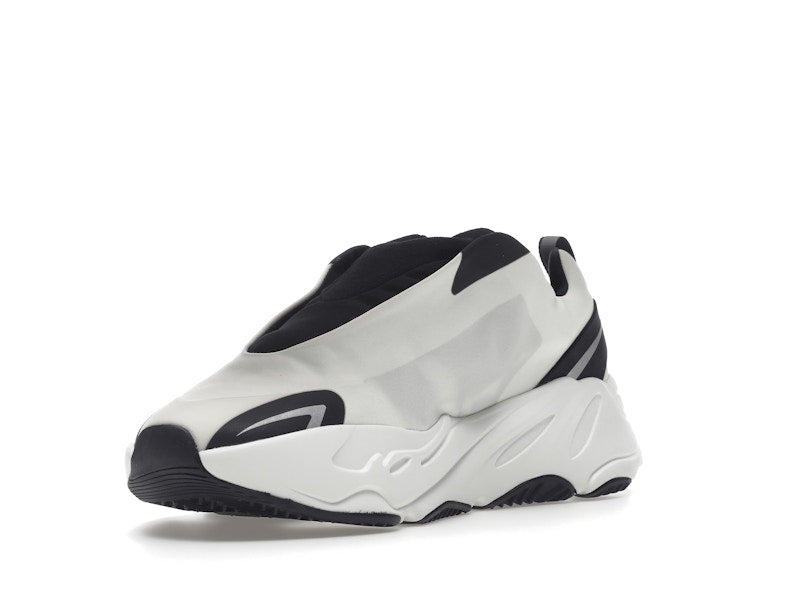 adidas Yeezy Boost 700 MNVN Laceless Analog