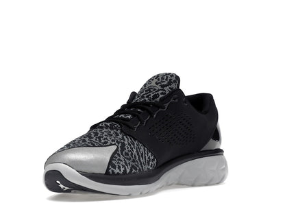 Jordan Trainer ST Black Wolf Grey