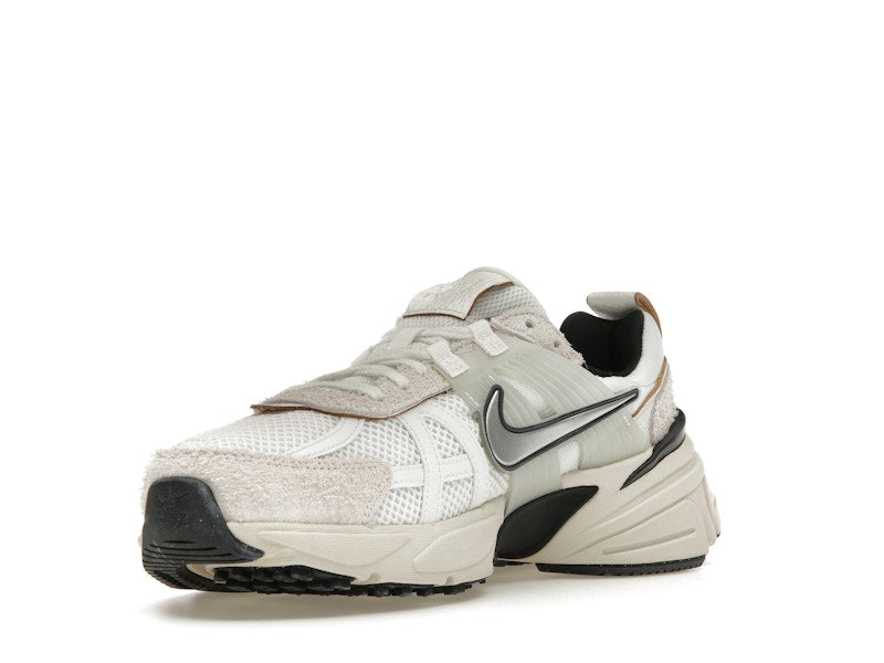 Nike V2K Run Summit White Light Orewood Brown (Women's)