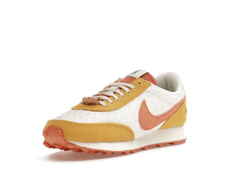 Nike DBreak SE Sun Club Hot Curry (Women's)