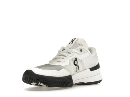 On The Roger Pro 2 Clay White Black (Women's)