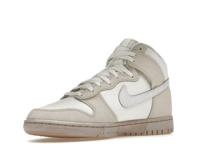 Nike Dunk High Retro PRM Cracked Leather Swoosh