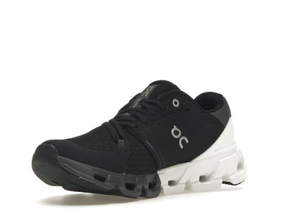 On Running Cloudflyer 4 Black White (Women's)