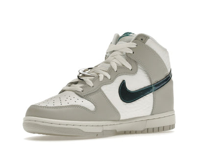 Nike Dunk High FLS (Women's)