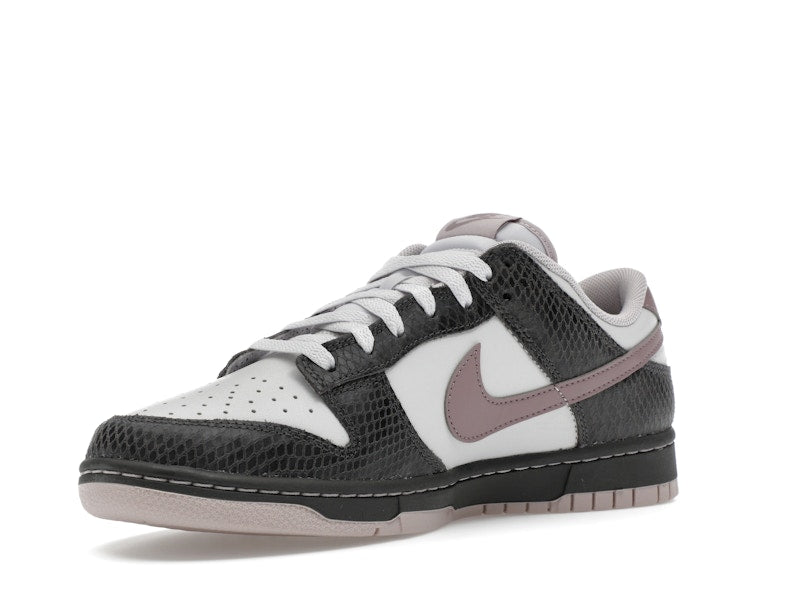 Nike Dunk Low SE Medium Ash Violet Snakeskin