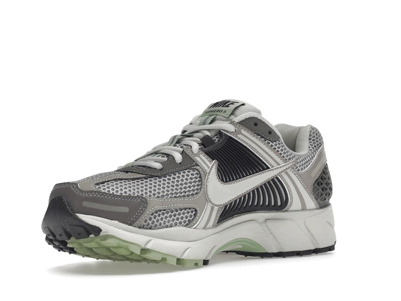 Nike Zoom Vomero 5 Cobblestone Flat Pewter (Women's)
