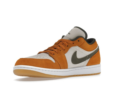 Jordan 1 Low SE Light Curry