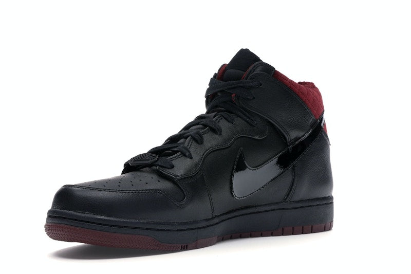 Nike Dunk CMFT Coffin