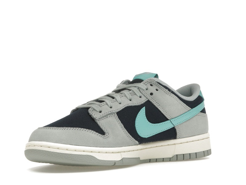 Nike Dunk Low Retro Premium Light Pumice Green Frost