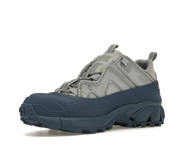 Burberry Arthur Warm Grey Oceanic Blue