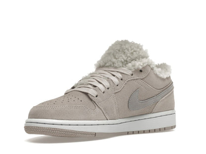 Jordan 1 Low SE Sherpa Fleece (Women's)