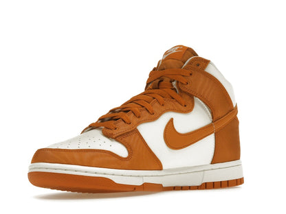 Nike Dunk High Monarch