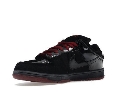 Nike SB Dunk Low Mafia