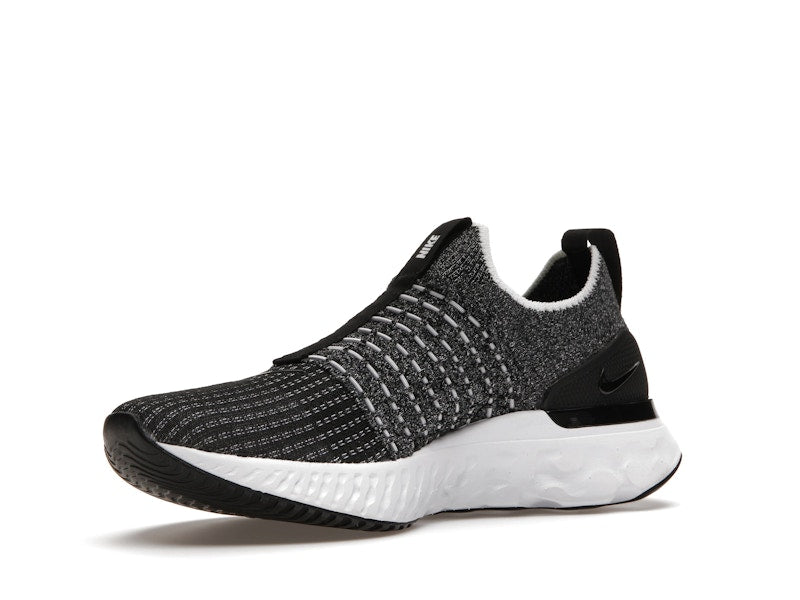 Nike React Phantom Run Flyknit 2 Oreo (Women's)
