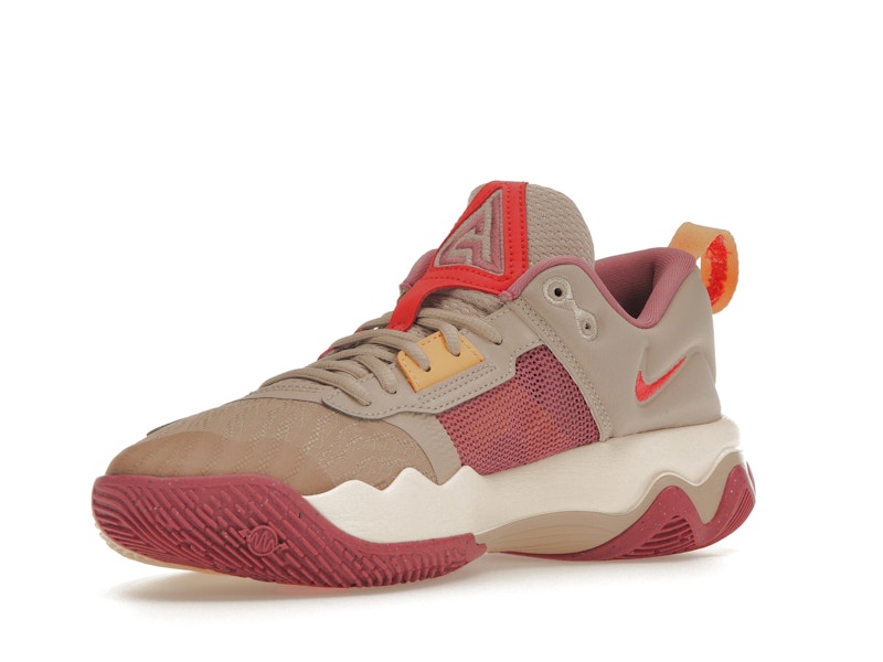 Nike Giannis Immortality 3 Fossil Stone Desert Berry