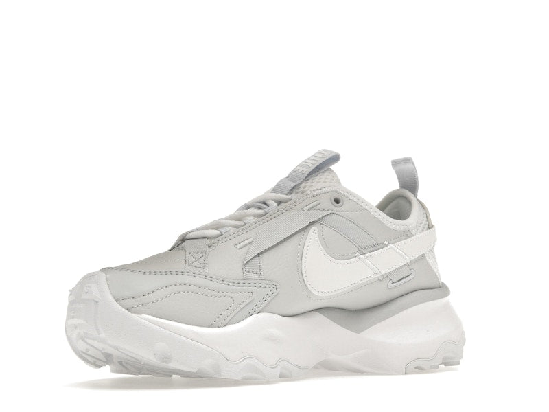 Nike TC 7900 Premium 2 Photon Dust Photon Dust Grey Fog White (Women's)