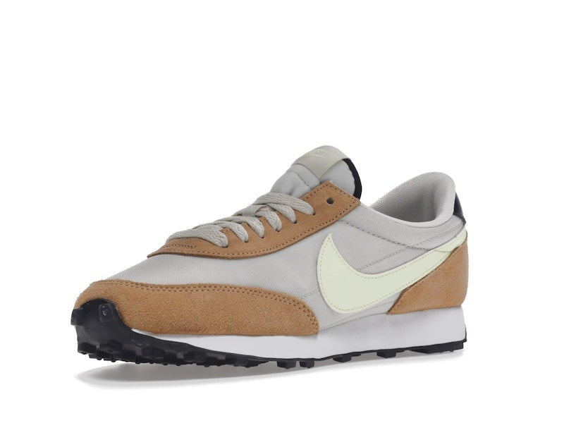 Nike Daybreak Praline Volt (Women's)