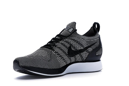 Nike Mariah Flyknit Racer Pale Grey Solar Red