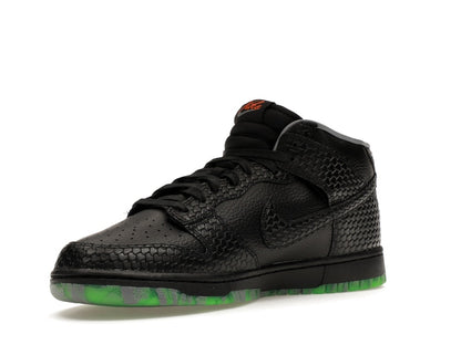 Nike Dunk Mid Premium Halloween Headless Horseman