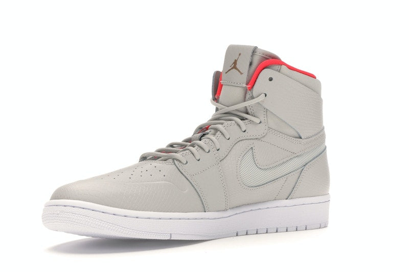 Jordan 1 Retro High Nouveau Pure Platinum Bright Crimson