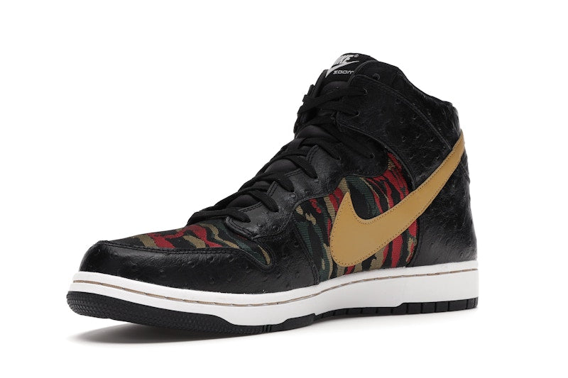 Nike Dunk CMFT Tiger Camo