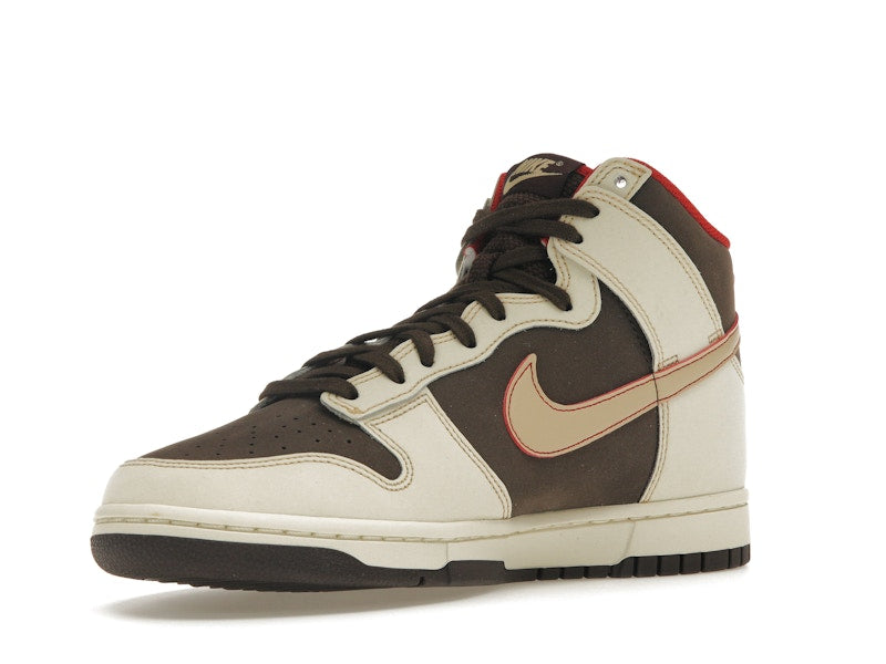 Nike Dunk High SE Baroque Brown