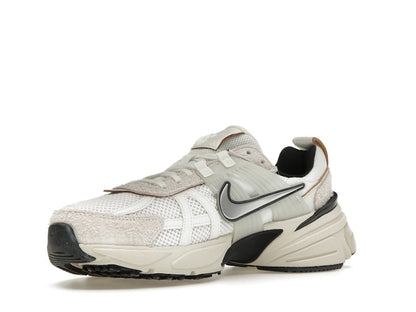 Nike V2K Run Summit White Light Orewood Brown (Women's)
