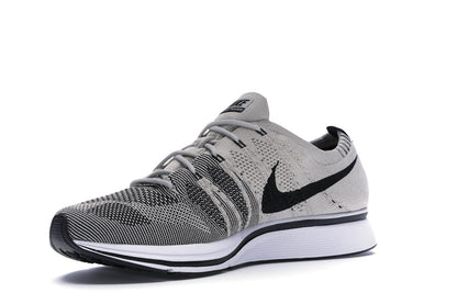 Nike Flyknit Trainer Pale Grey