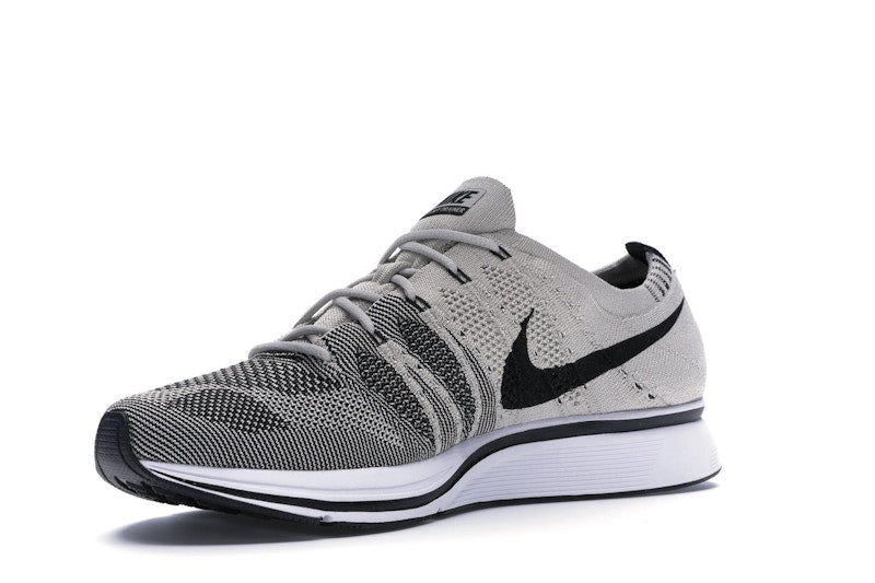 Nike Flyknit Trainer Pale Grey