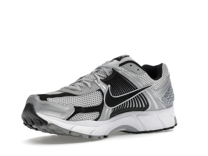 Nike Zoom Vomero 5 Metallic Silver Black