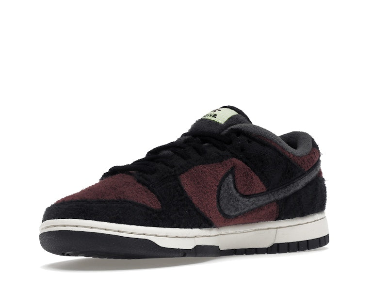 Nike Dunk Low SE Fleece Pack Burgundy Crush (Women's)