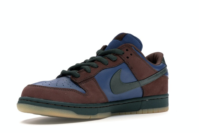 Nike SB Dunk Low Barf