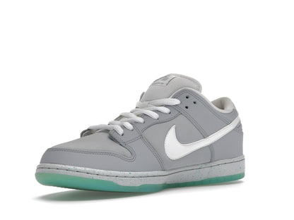 Nike SB Dunk Low Marty McFly