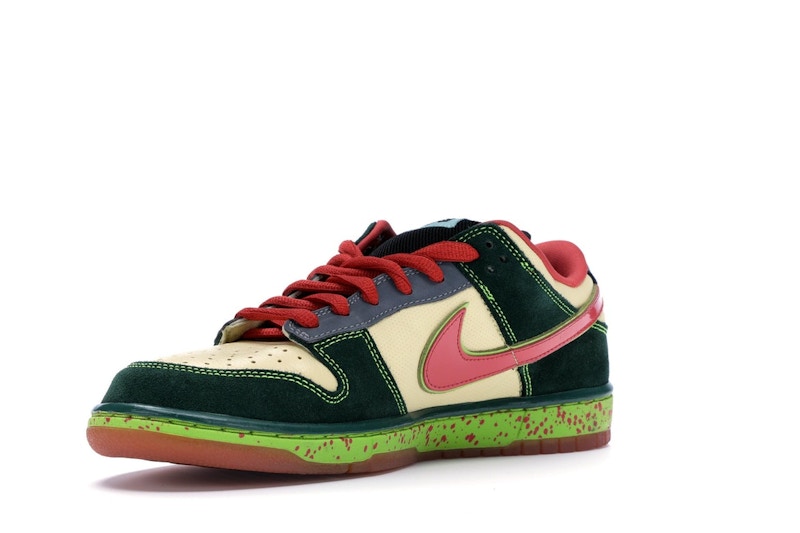 Nike SB Dunk Low Mosquito