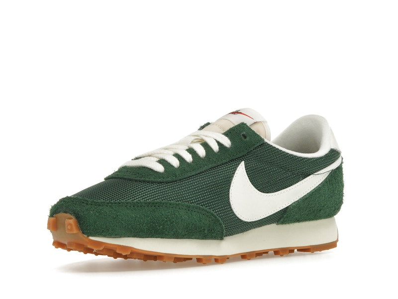 Nike Daybreak Vintage Fir (Women's)