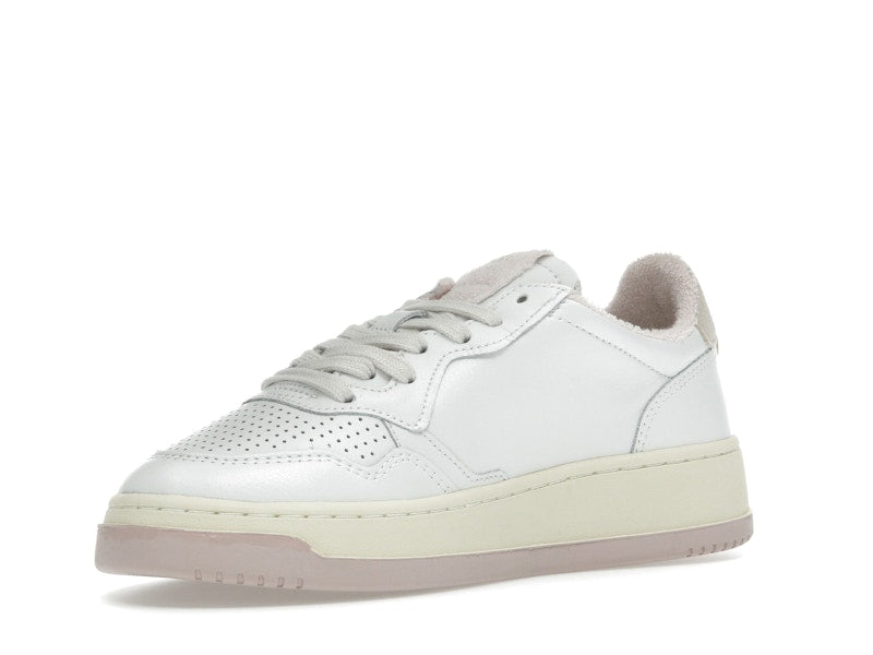 Autry Medalist Leather Low White Powder Pink (Women's)