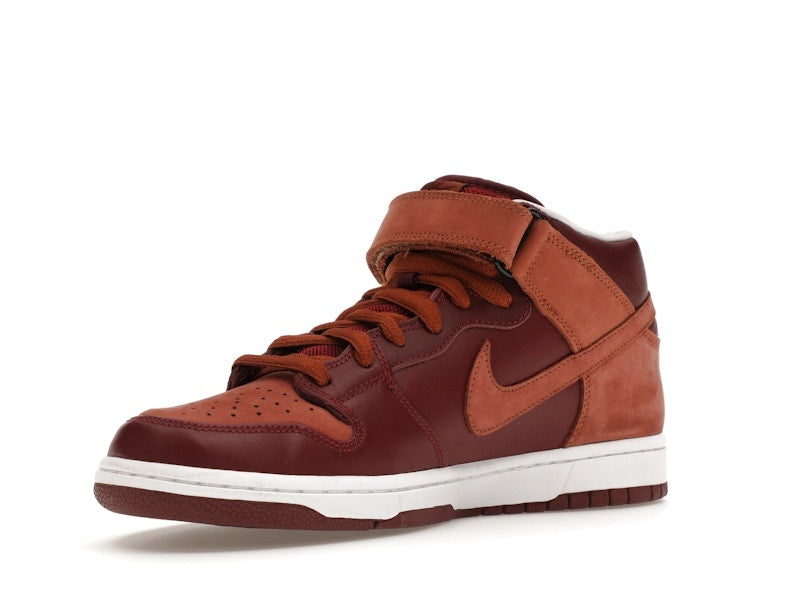 Nike SB Dunk Mid Team Red Pony