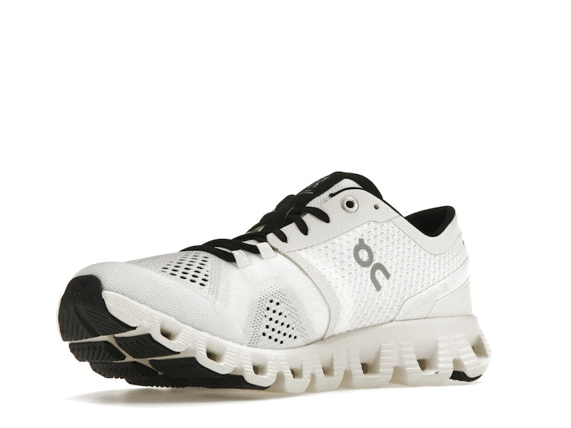 On Running Cloud X White Black (Women's)