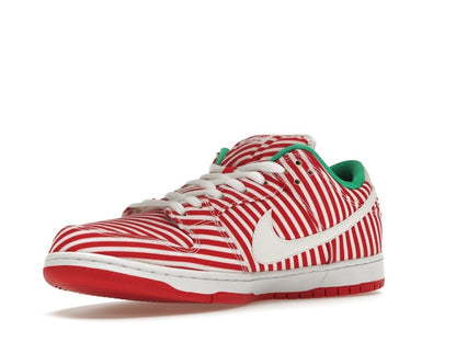 Nike SB Dunk Low Candy Cane