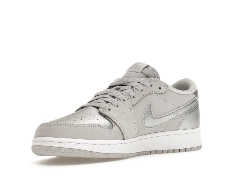 Jordan 1 Low OG Metallic Silver (GS)